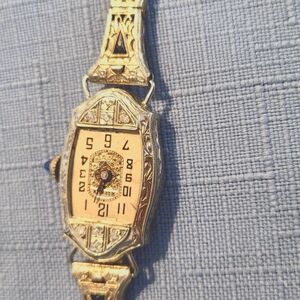 Vintage Warwick watch. 18kt